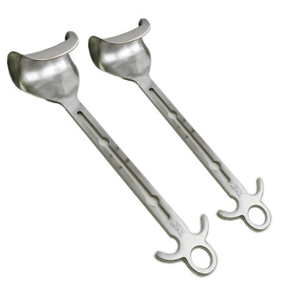 Balfour Retractor