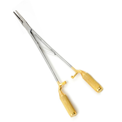 Crile Wood Needle Holder