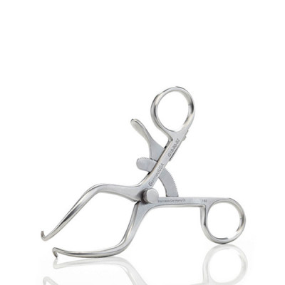 Stifle Retractor