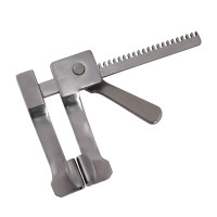 Finochietto Rib Spreader Infant 13/16" [21mm] x 3/4" [18mm] with 3" [80mm] Opening