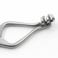 Weitlaner Retractor 4 1/2" 2x3 Sharp Prongs 25mm Depth