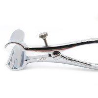 Pratt Straight Speculum 8 1/2" Adult With Set Screw